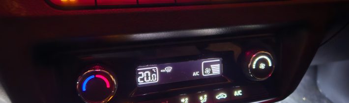 Nové plynové vzpery kufra + diódová odysea